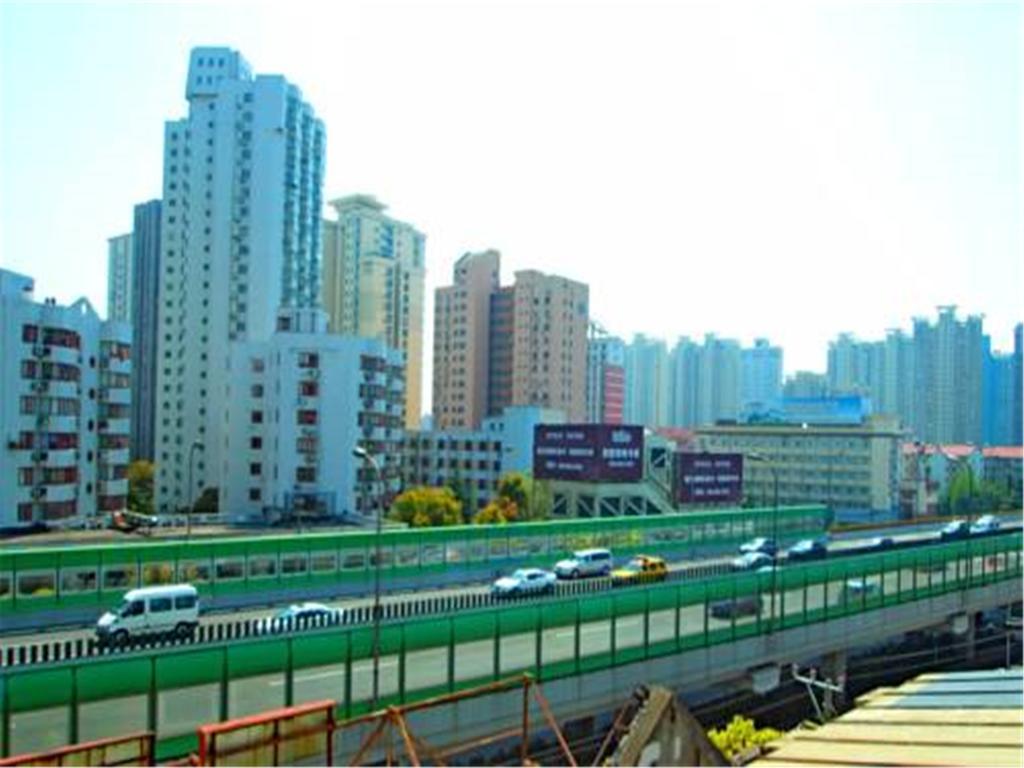 7Days Inn Shanghai Caobao Road Metro Station Екстериор снимка